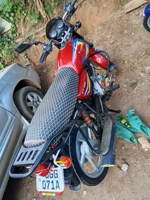 Bajaj CT 125X 2024 Red