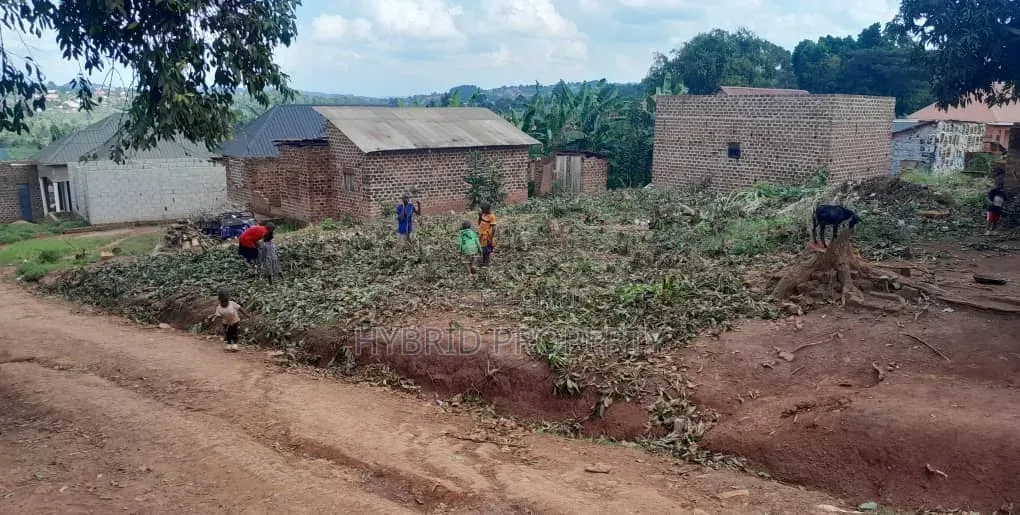 Prime Plot for Sale Wakiso~Mabombwe Town Along Hoima Road V