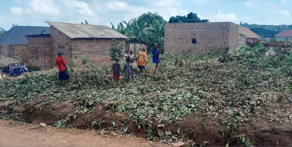 Prime Plot for Sale Wakiso~Mabombwe Town Along Hoima Road V