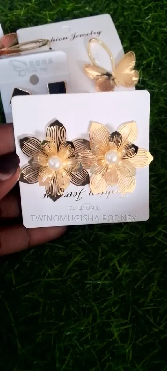 Women's Jewelry