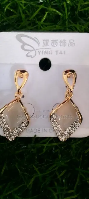 Women's Jewelry