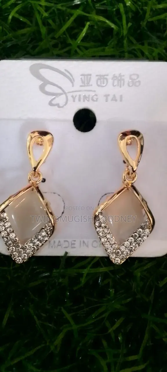 Women's Jewelry