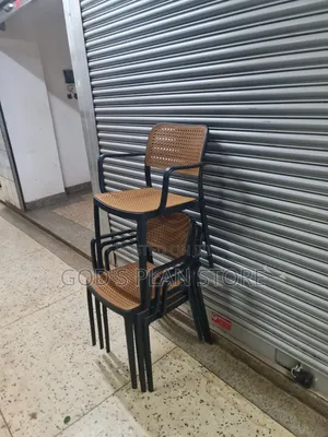 Advances Plastic Chairs Plastic Chairs