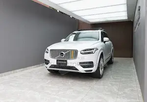 Volvo XC90 2017 Pearl