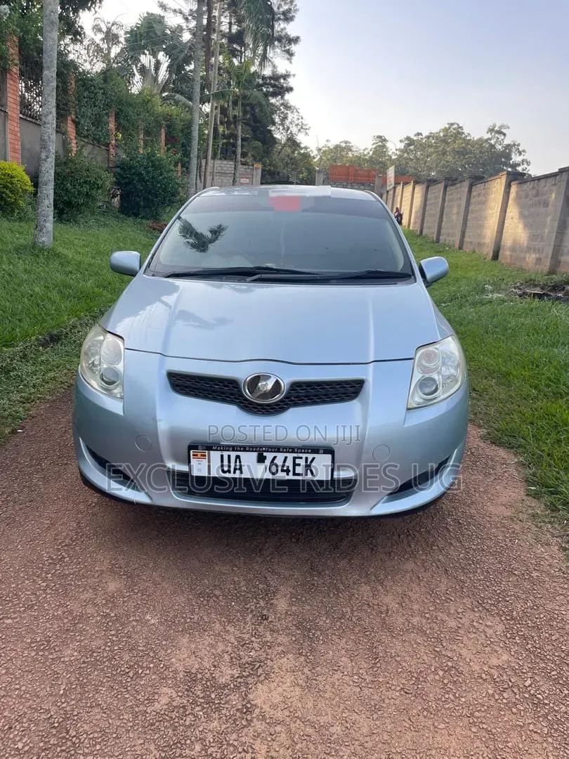 Toyota Auris 2009 Blue