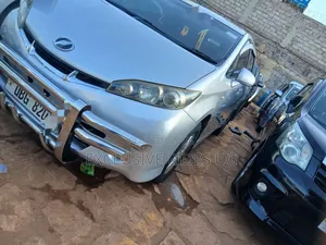 Toyota Wish 2010 Silver