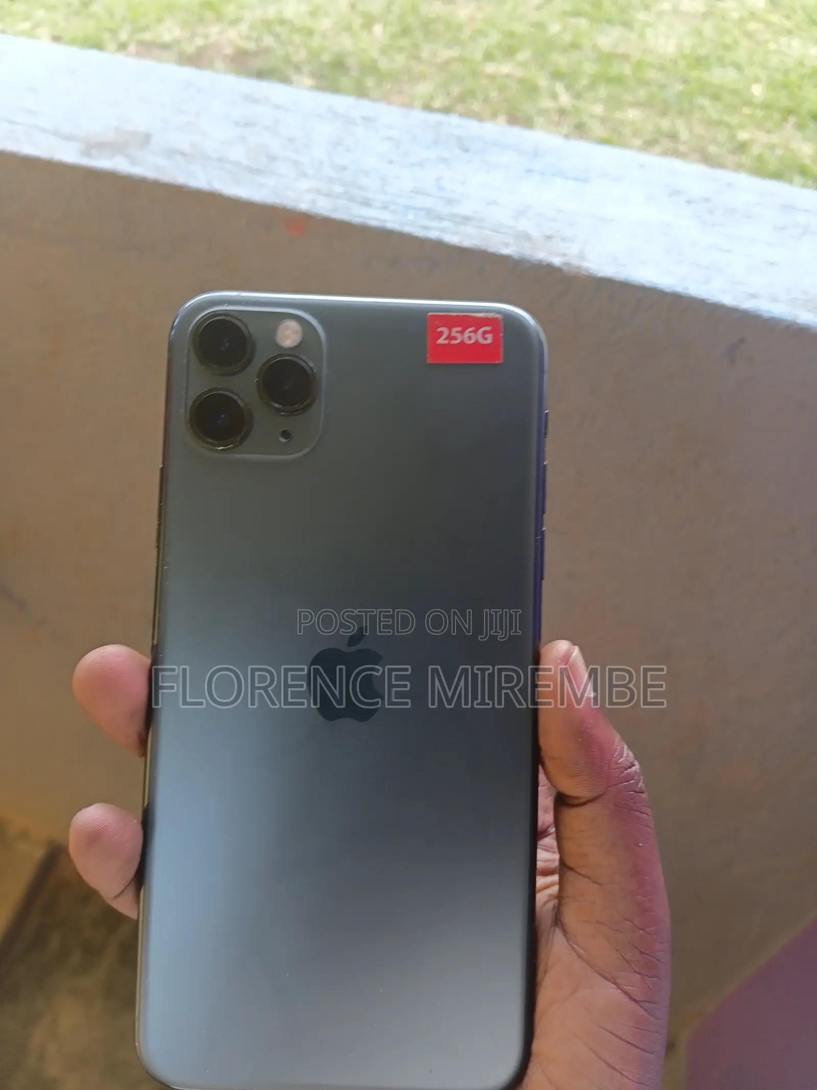Apple iPhone 11 256 GB Gray