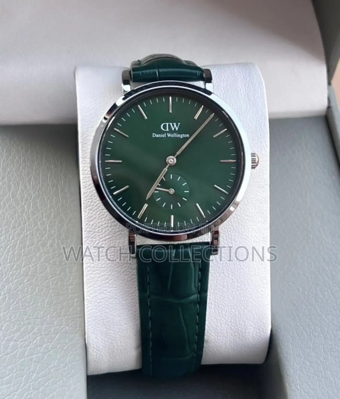 Metallic Stainless Steel and Leather Dw Watches