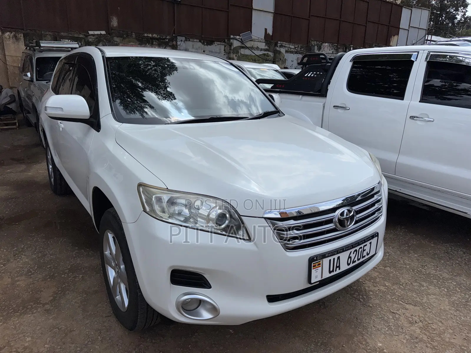 Toyota Vanguard 2009 White