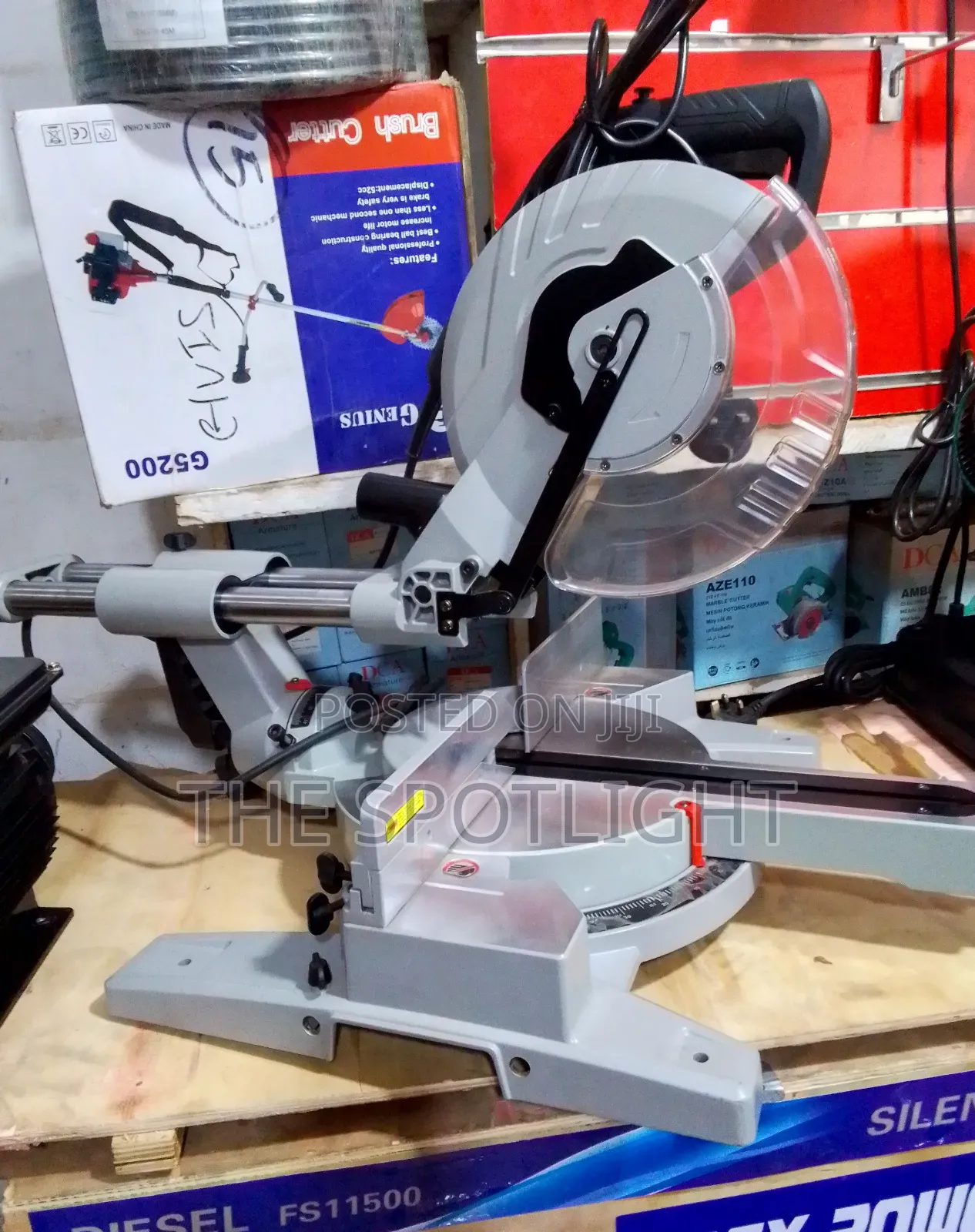 Dca Sliding Mitre Saw