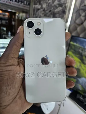 Apple iPhone 13 256 GB White