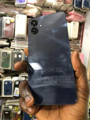 Samsung Galaxy A06 64 GB Black
