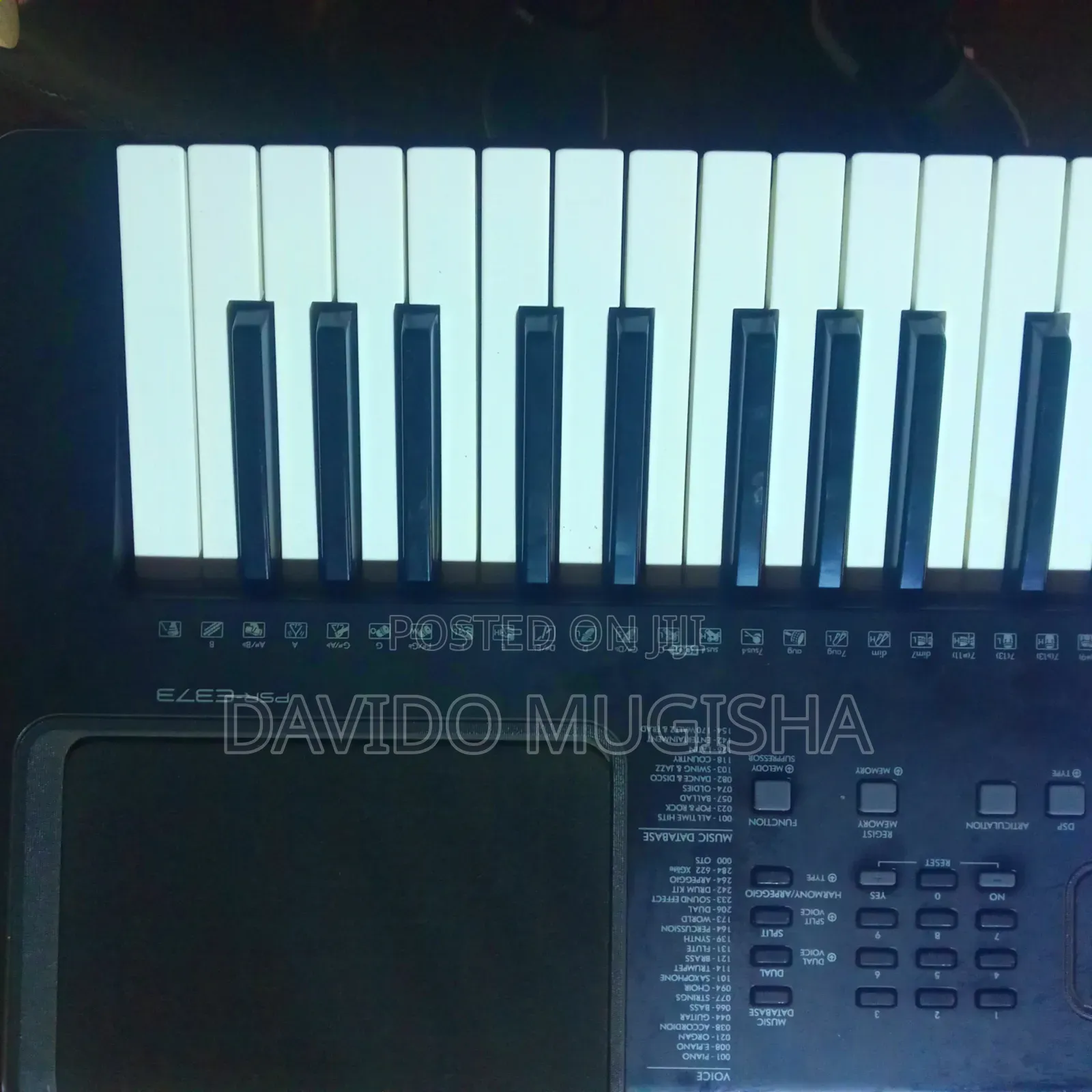 Yamaha Psre373