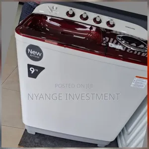 Samsung 9kg Twin Tub Washing Machine in White With a Red