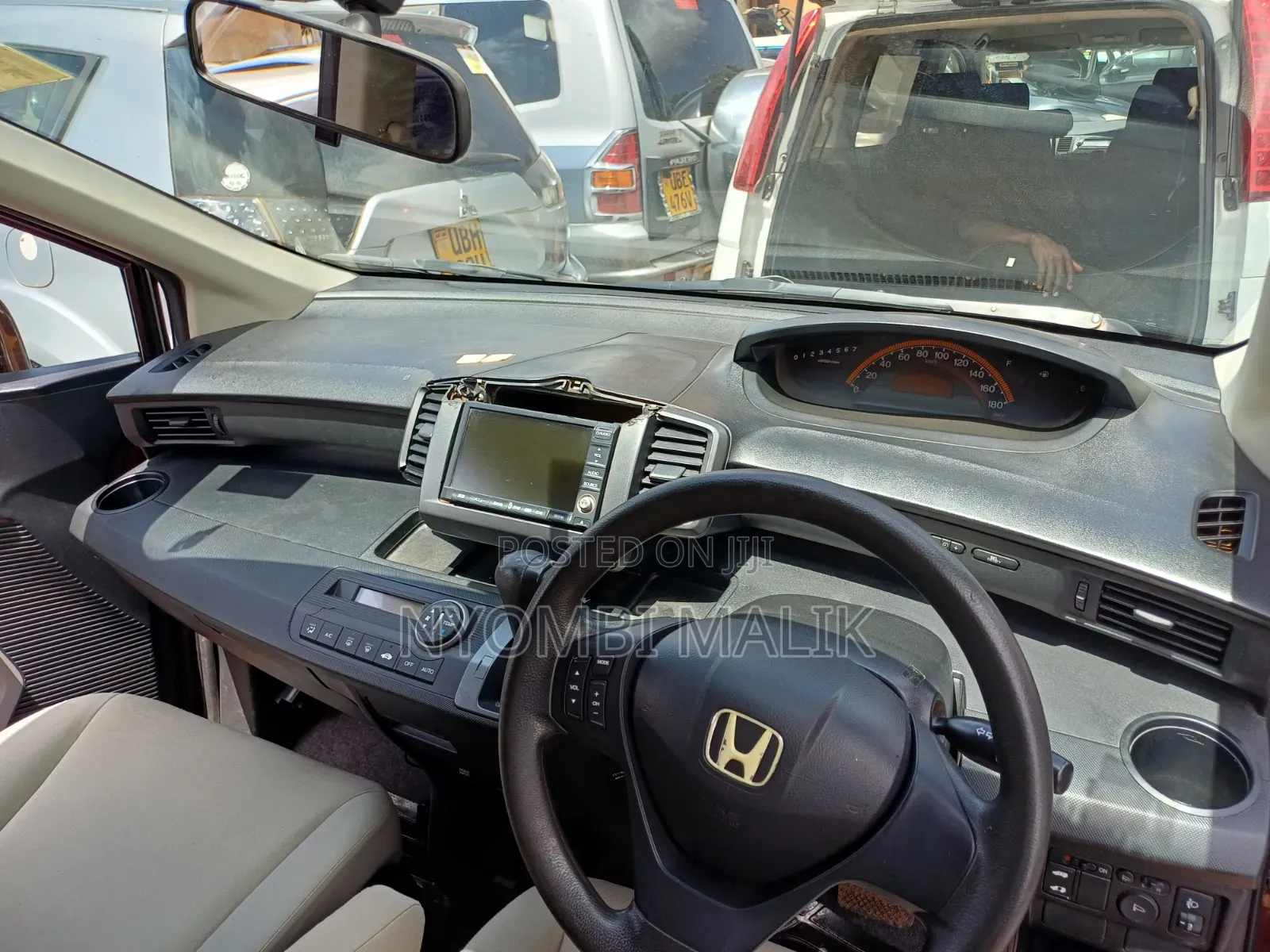 Honda Freed 2011 Maroon