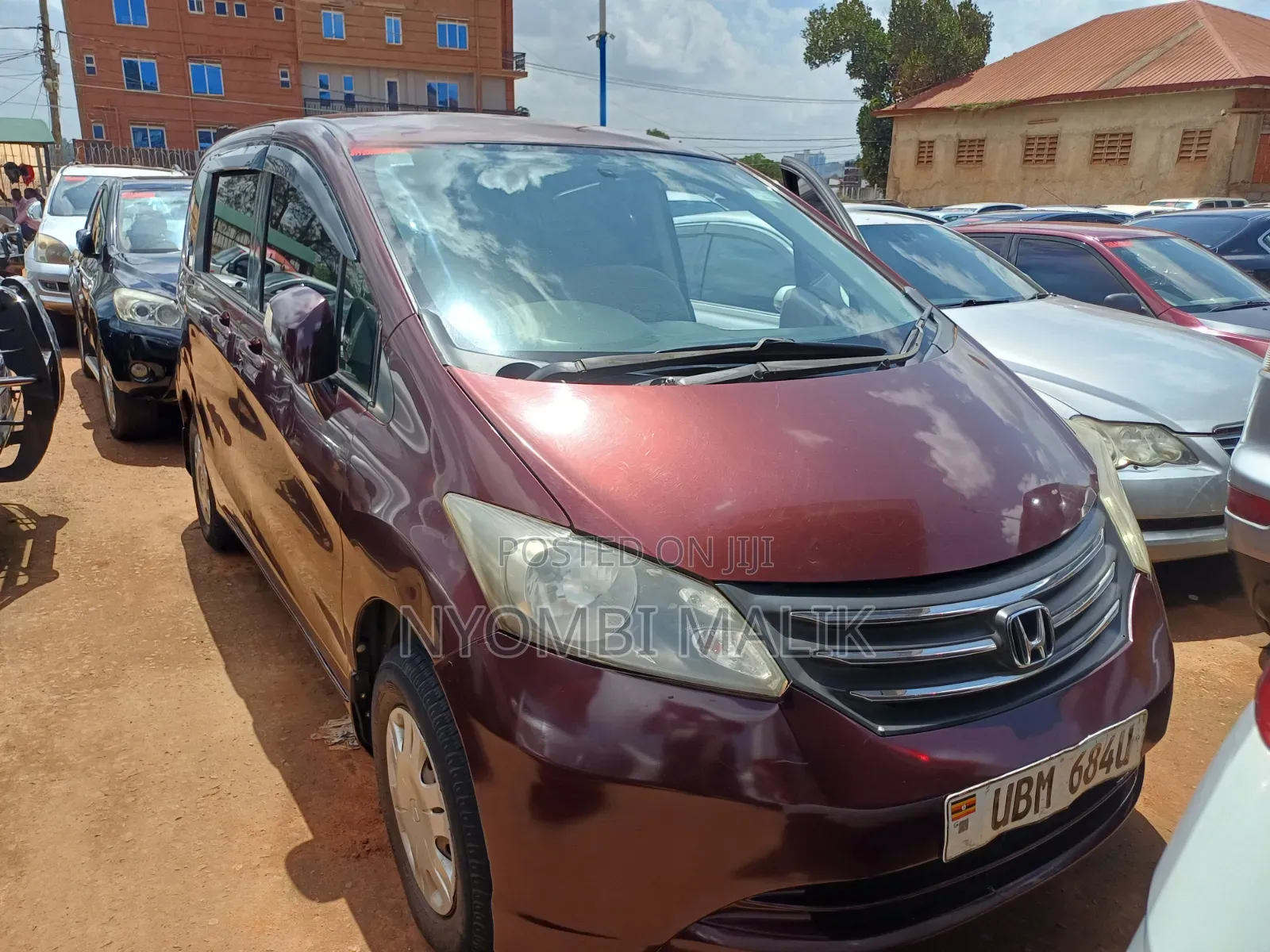 Honda Freed 2011 Maroon