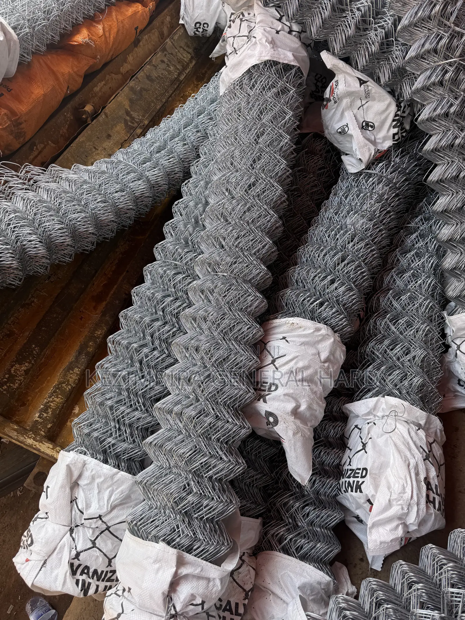 Chain Links 7fts by 18mtrs G12.5