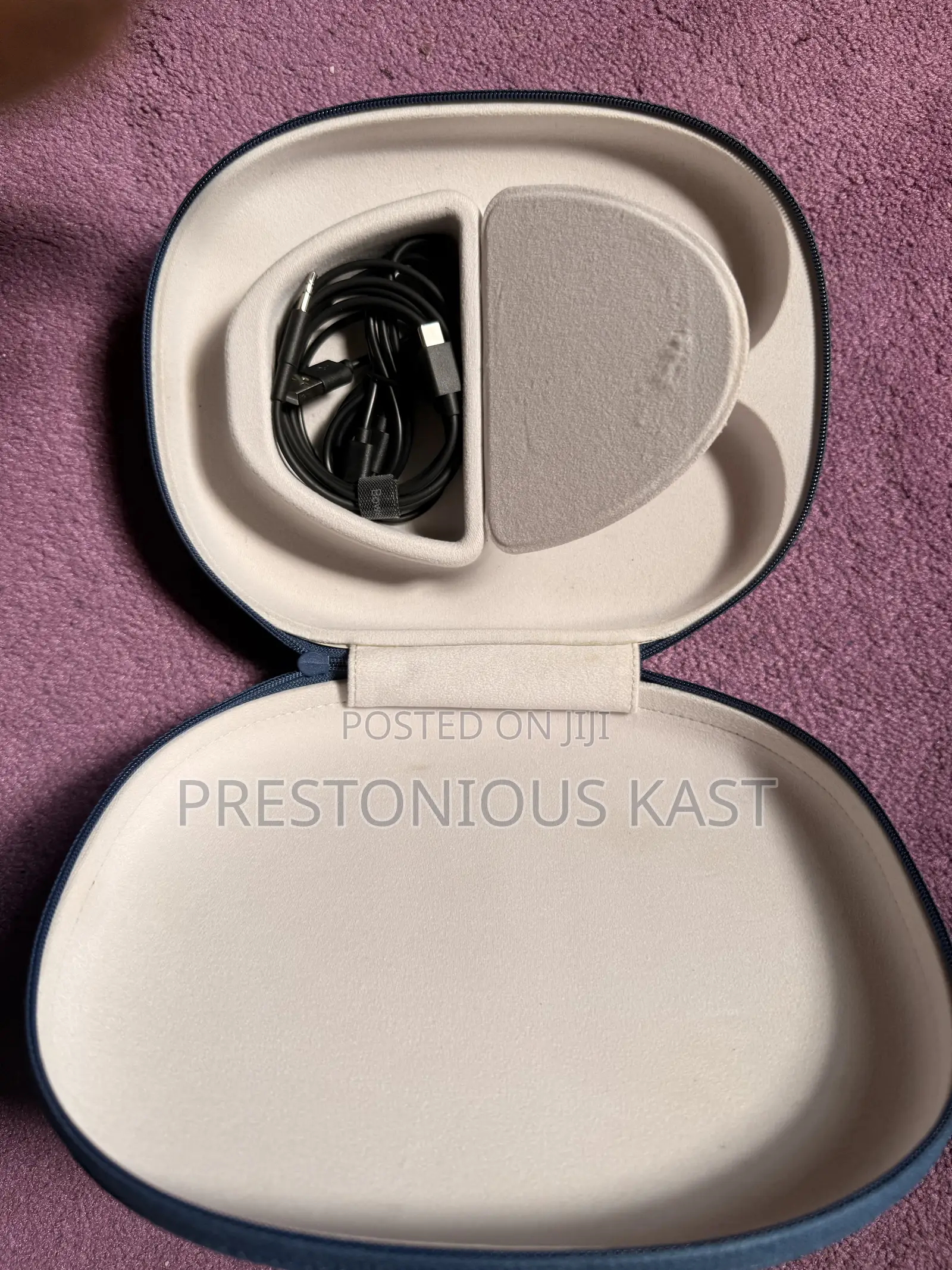 Bowers and Wilkins Headphone