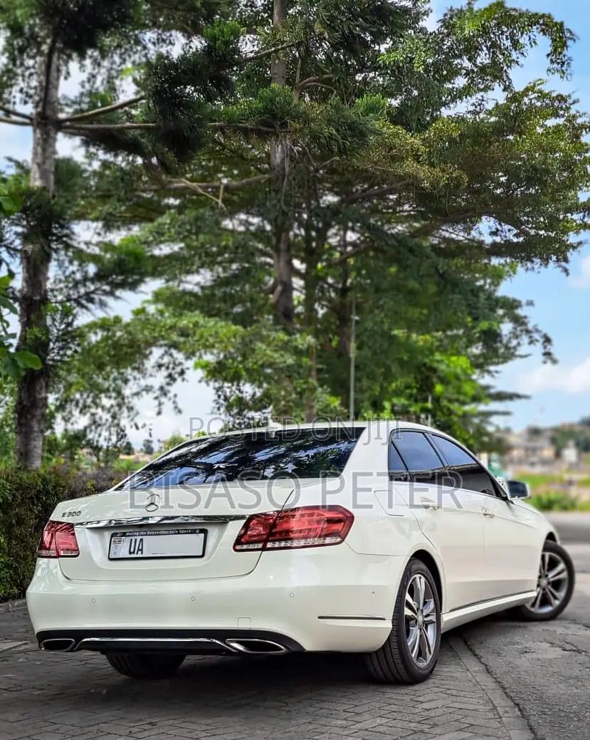 Mercedes-Benz E300 2014 White