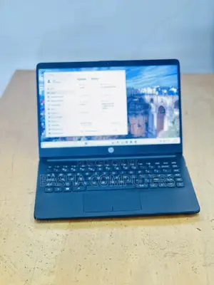 New Laptop HP 240 G8 8GB Intel Core i7 SSD 500GB