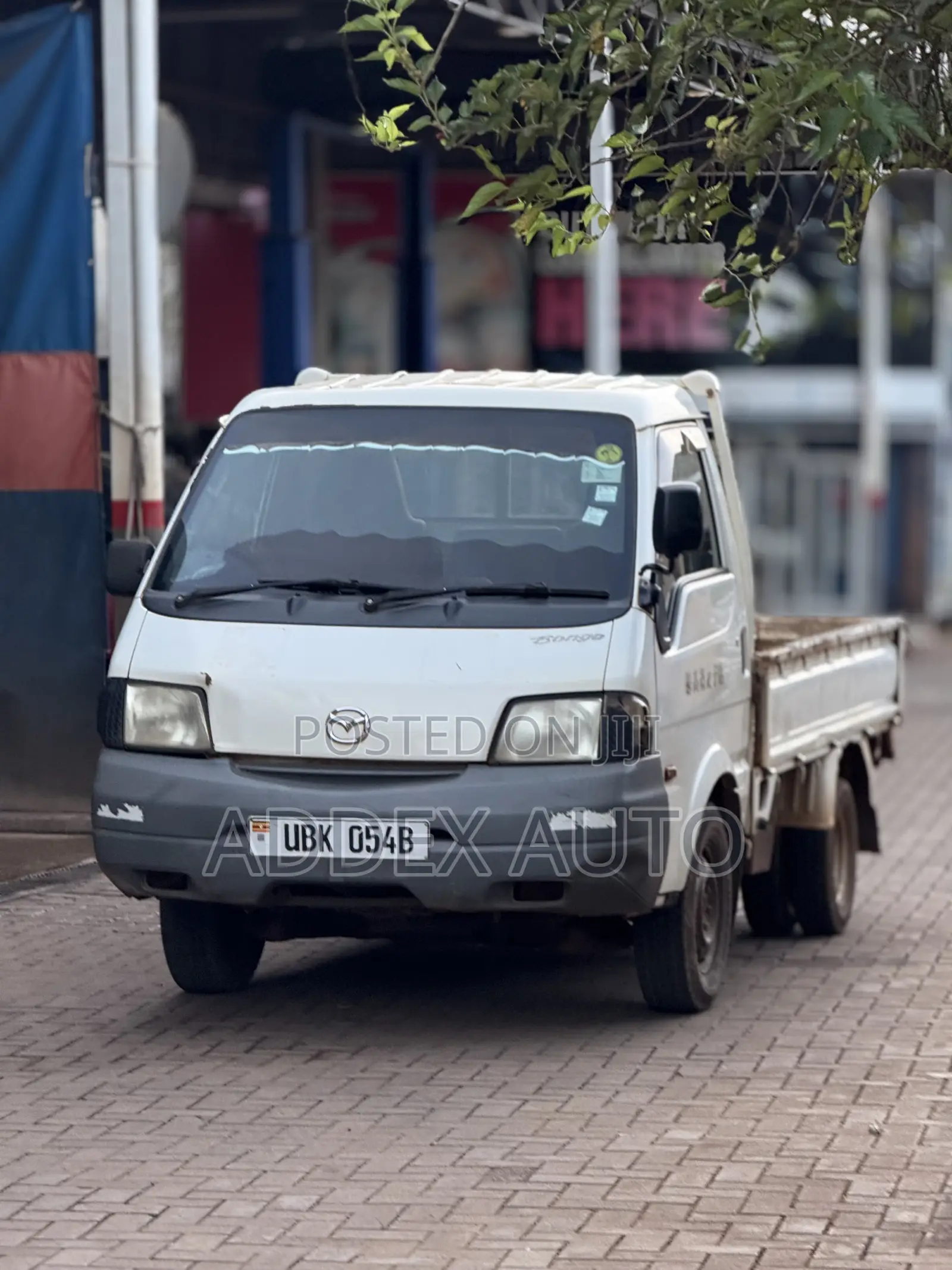 Mazda B-series 2009 White