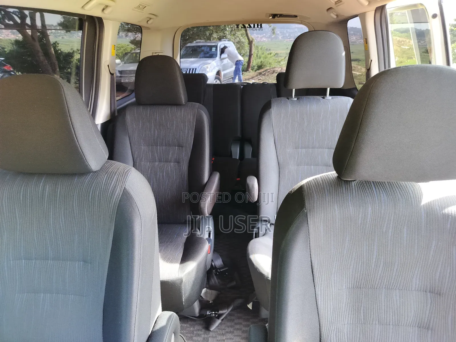 Toyota Noah 2012 White
