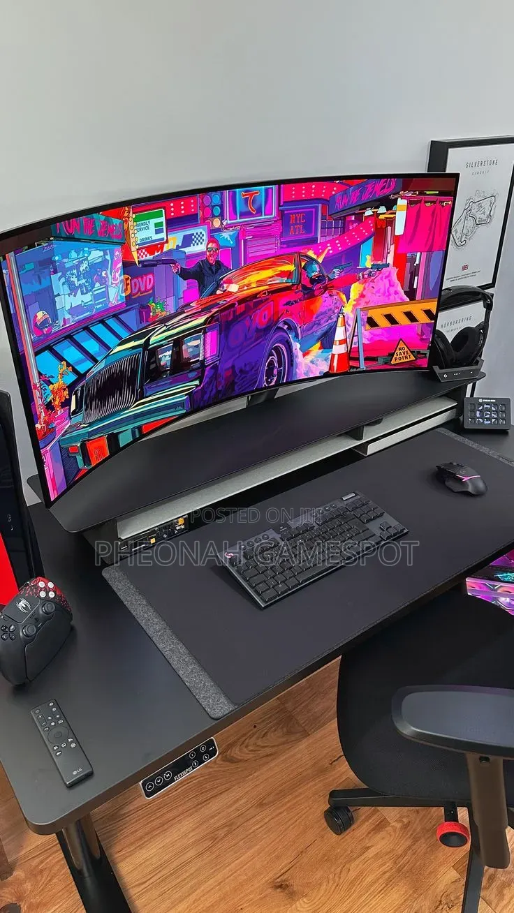 36 Inches, New Samsung Curved Monitors: See Every Corner Like a CCTV