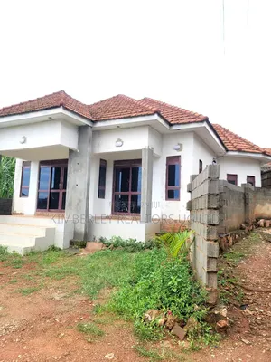 3bdrm House in Ssisa for sale