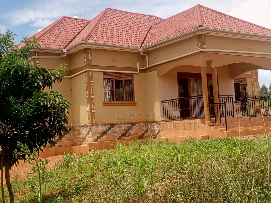 3bdrm House in Gombe for sale