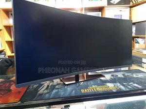 Brand New Samsung Curved Monitors: Qled, 120hz, Technology for Clear