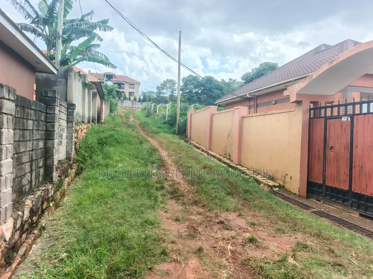 50×100 Plot – Lutaba (Entebbe Road) at 45,M