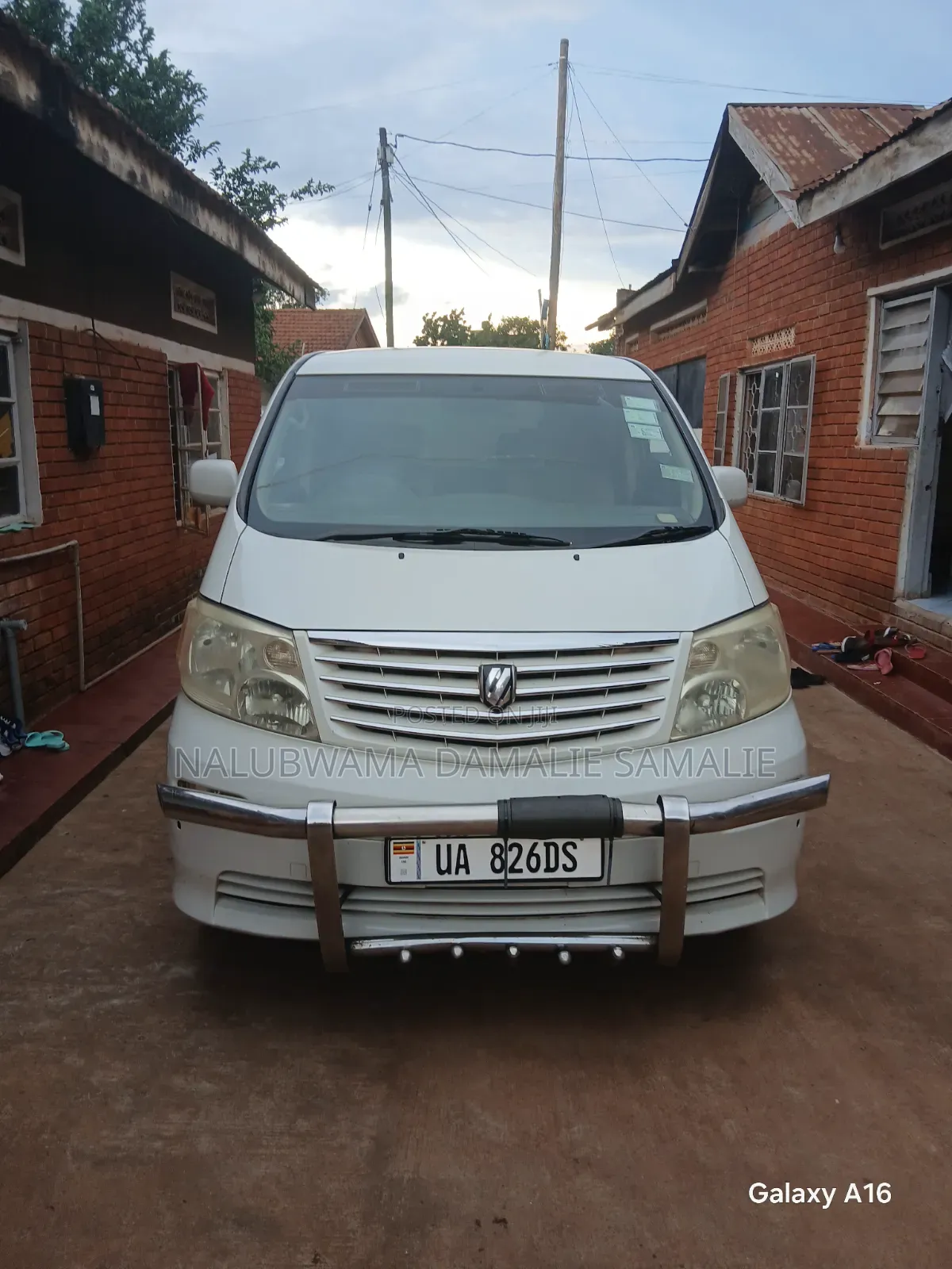 Toyota Alphard 2004 White