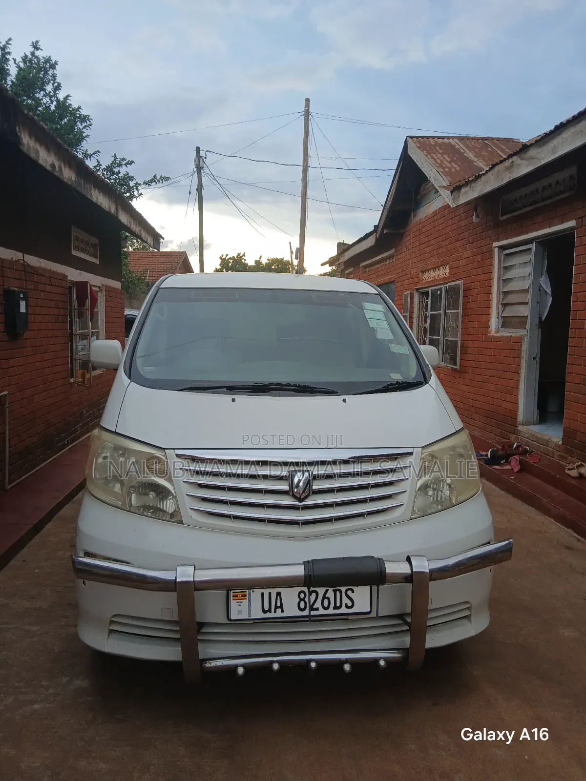 Toyota Alphard 2004 White