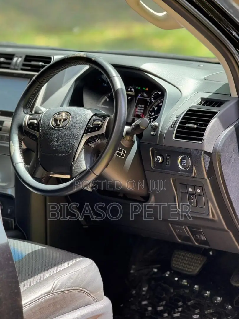 Toyota Land Cruiser Prado 2.7 2018 Black