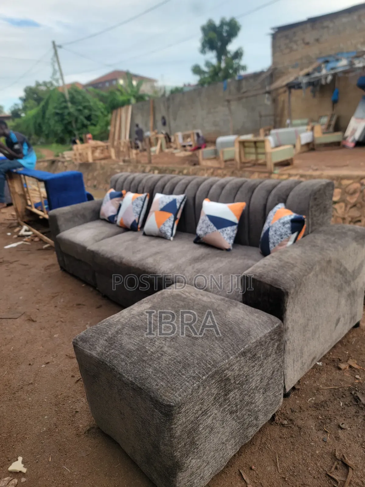 A Min L Sofa Set With Pillows