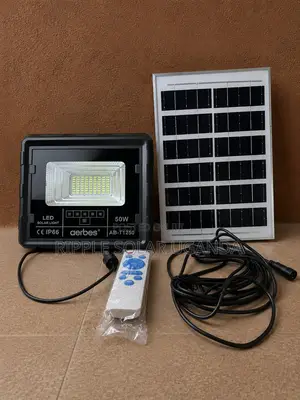 50w Solar Flood Light Ip66 Waterproof Outdoor Security Lamp