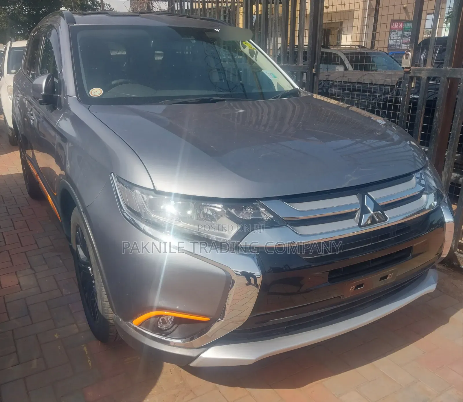 Mitsubishi Outlander ES AWC 2017 Gray
