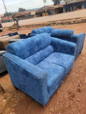 A Blue Fabric Sofa Set