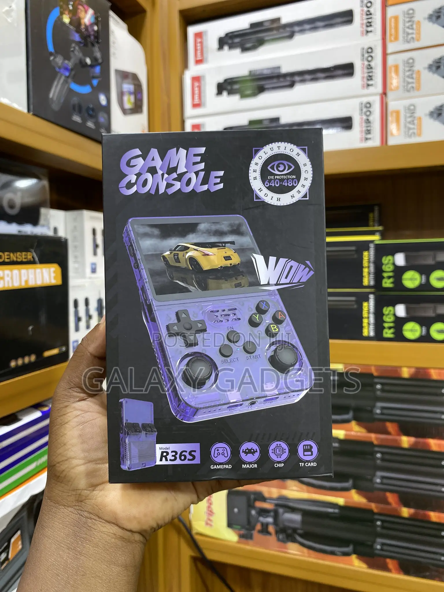 R36s Handheld Game Console