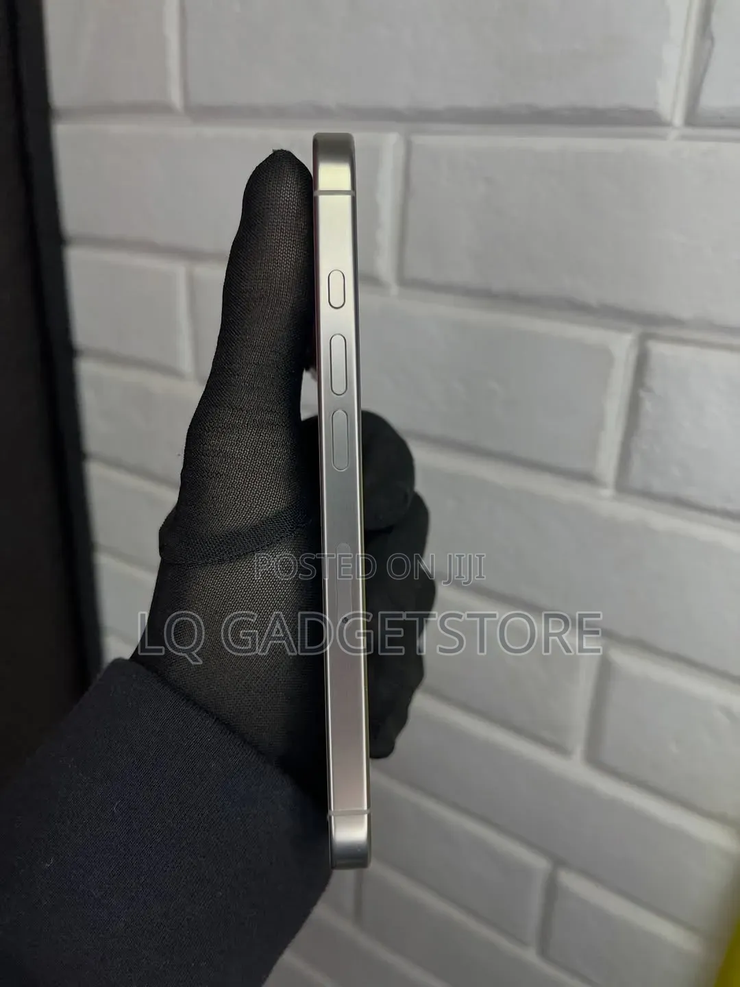 Apple iPhone 16 Pro 128 GB Silver