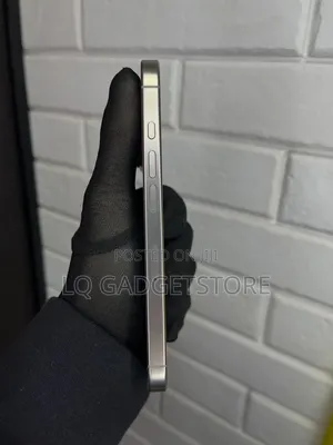 Apple iPhone 16 Pro 128 GB Silver