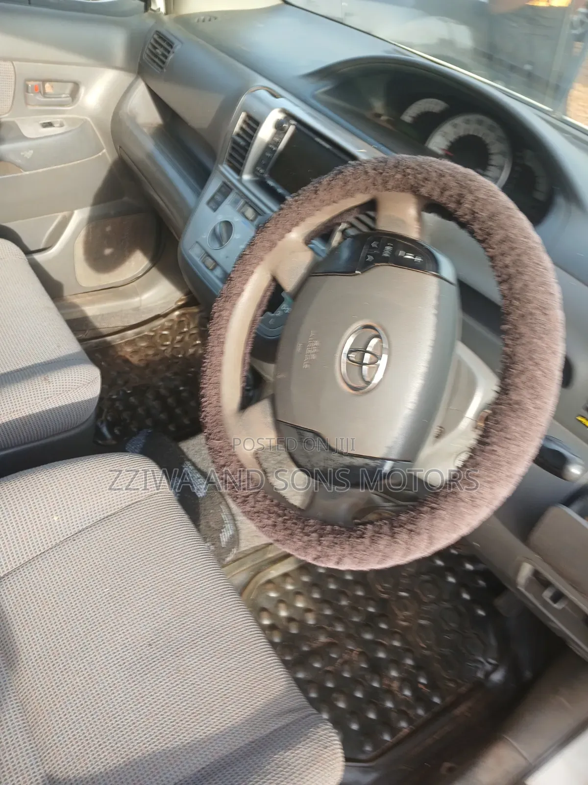 Toyota Raum 1.5 AWD 2011 White