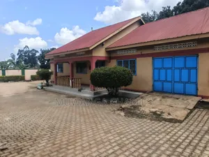 3bdrm Bungalow in Fs Properties Ltd, Nakawa for rent