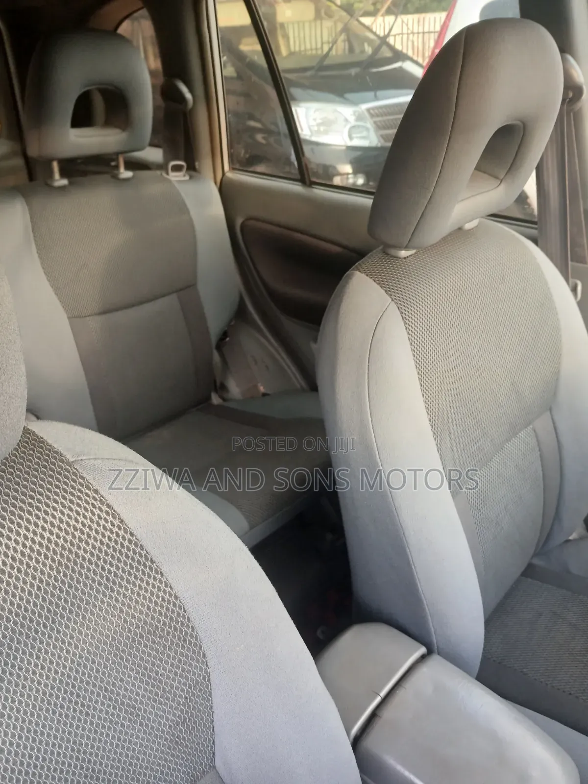 Toyota RAV4 1.8 2004 Silver