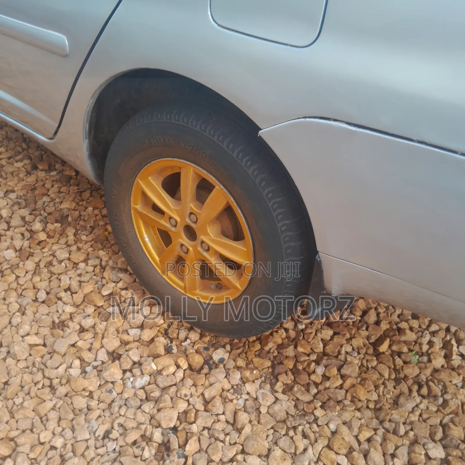 Toyota Platz 2003 Silver