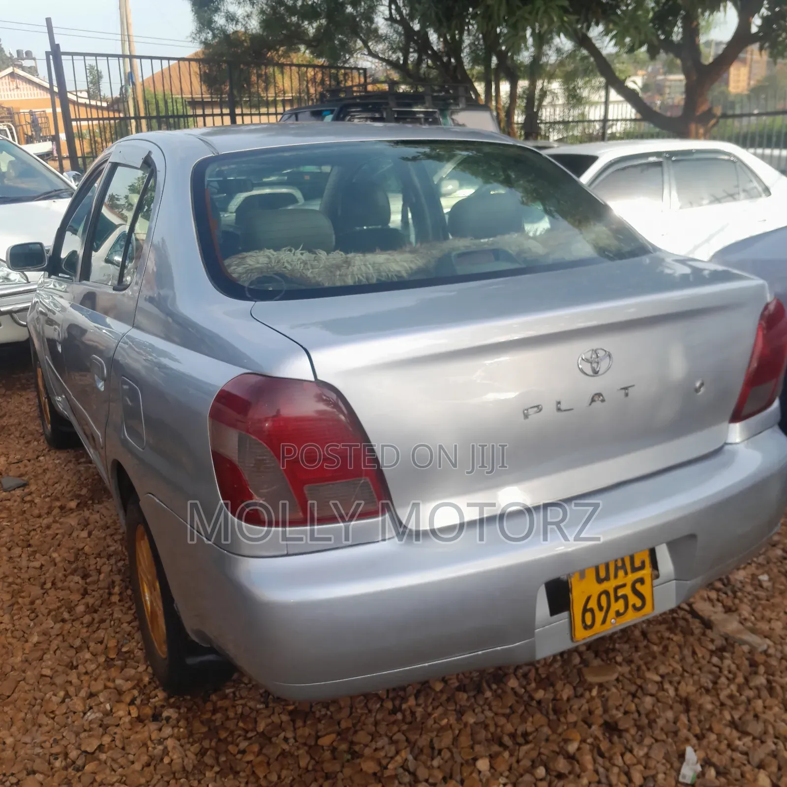 Toyota Platz 2003 Silver