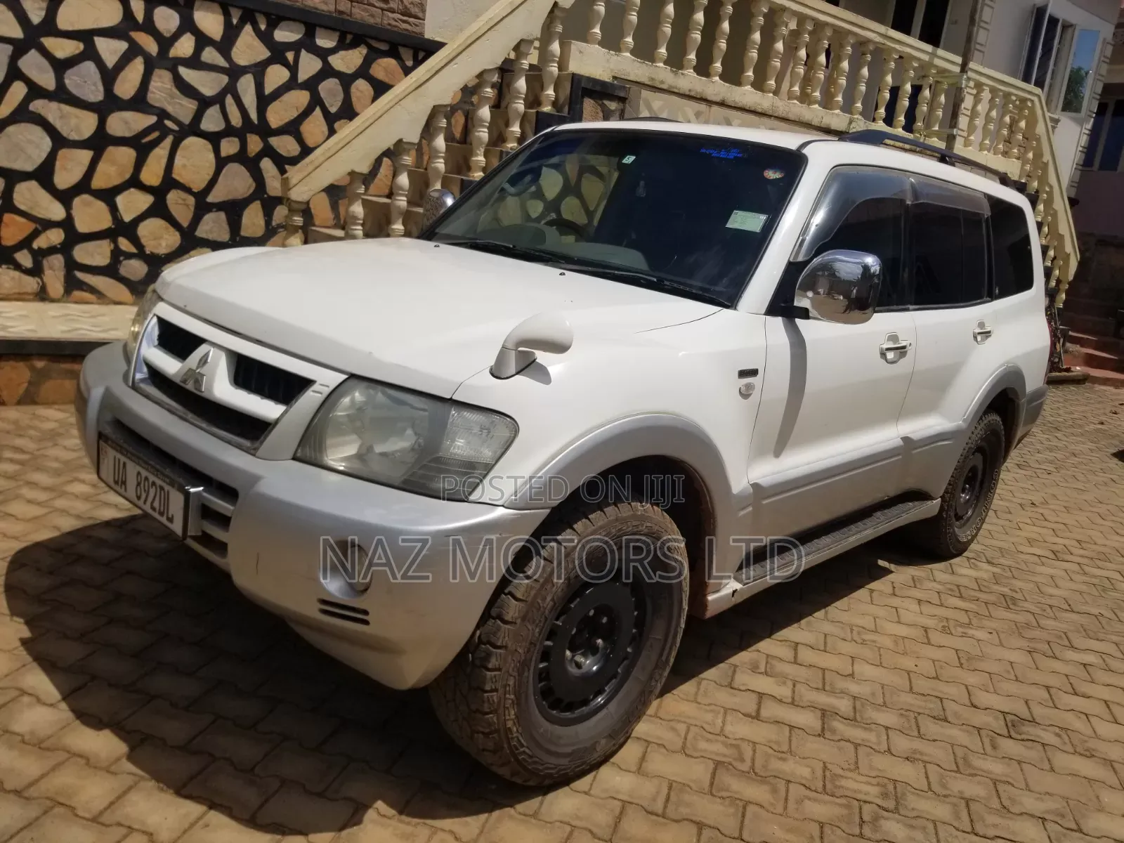Mitsubishi Pajero 3.5 V6 GDI Elegance 2005 White
