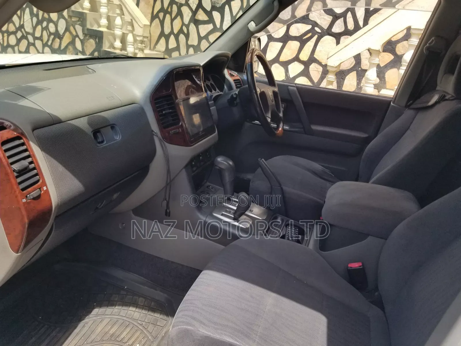 Mitsubishi Pajero 3.5 V6 GDI Elegance 2005 White