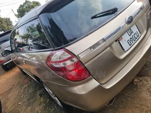Subaru Legacy 2005 Silver