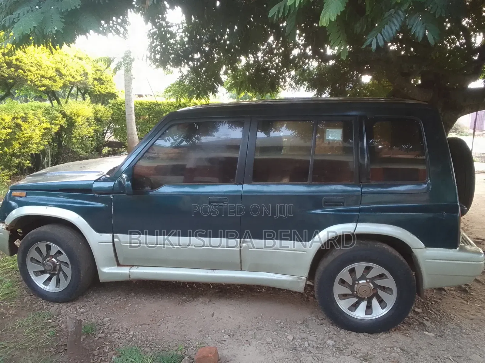 Suzuki Escudo 2009 Blue